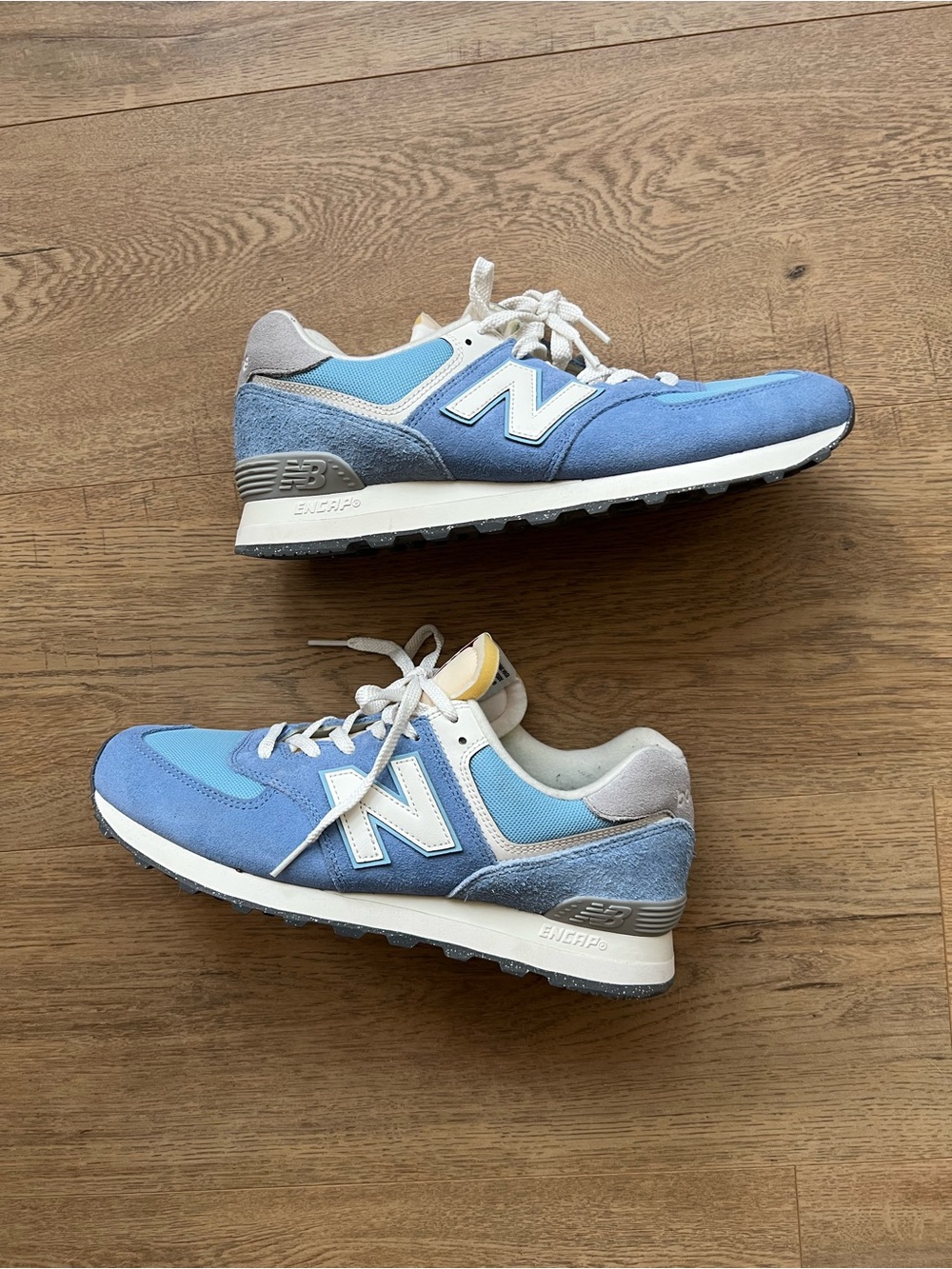 New Balance 574 Men's Light Blue & Blue Suede Retro Runner size 9.5